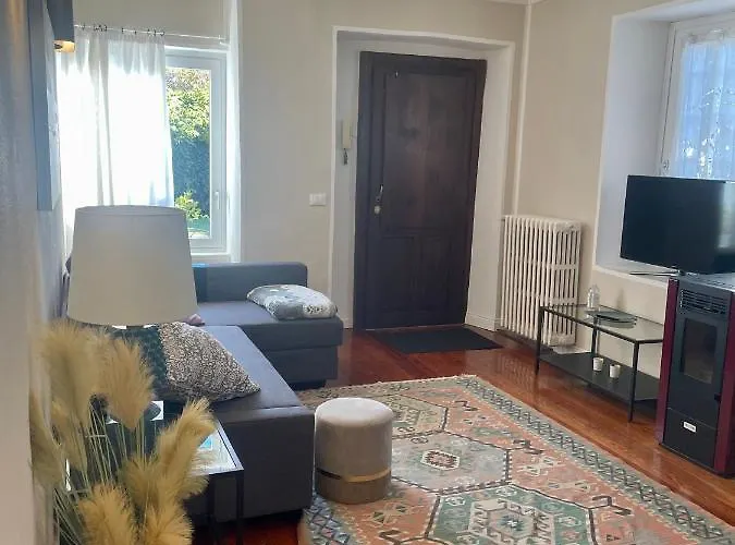 Casa Al Bottalino * Μπιέλλα
